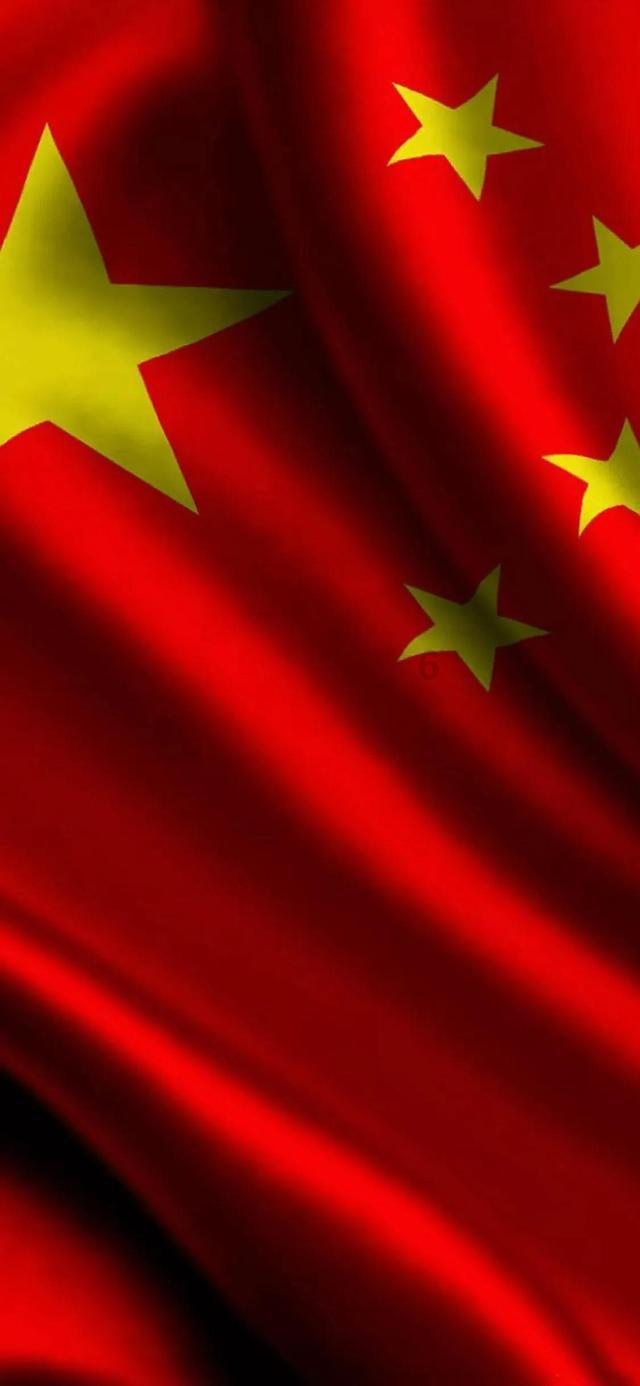 沈梦辰晒照示范秋日穿搭，露出白皙美腿，她的哪些穿搭值得借鉴？游戏画面